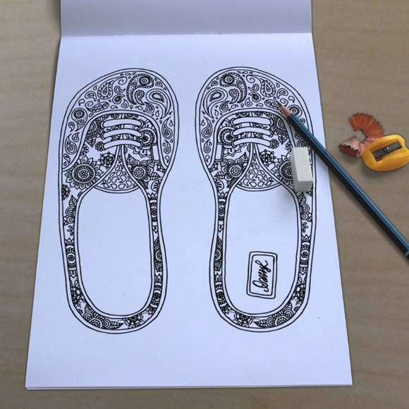 Adult Coloring Book Shoes + FREE MARKERS - Picture 6 of 8